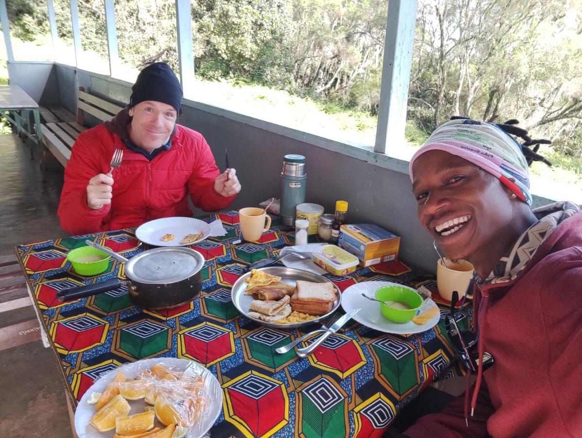 Mai Kilimanjaro Home Stay Marangu Eksteriør billede